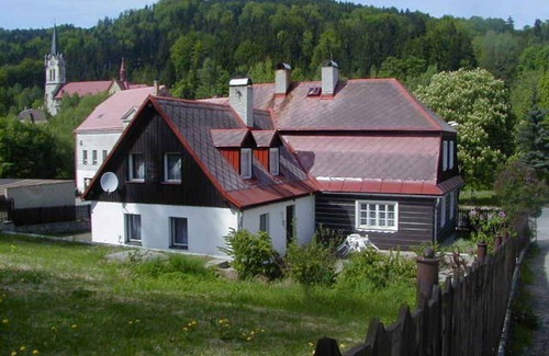 Josefov Dul House | 200 m² House ∙ 6 bedrooms ∙ 20 guests