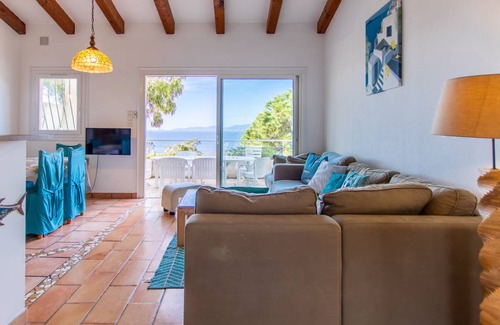 Verghia House | 200 m² House ∙ 5 bedrooms ∙ 10 guests
