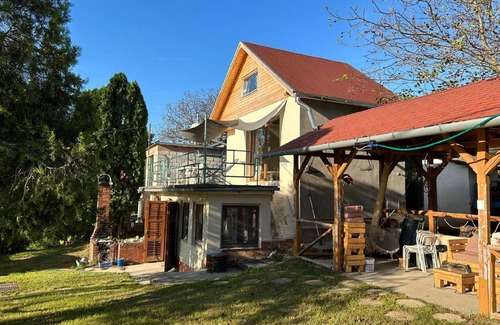 Balatonkiliti House | 200 m² House ∙ 4 bedrooms ∙ 11 guests