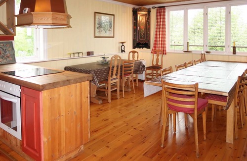 Svingvoll House | 200 m² House ∙ 4 bedrooms ∙ 8 guests