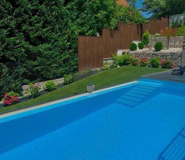 Szigliget Villa | 200 m² Villa ∙ 3 bedrooms ∙ 6 guests