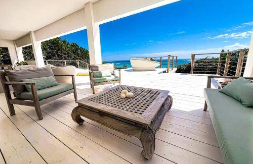 Cul de Sac Villa | 200 m² Villa ∙ 4 bedrooms ∙ 8 guests