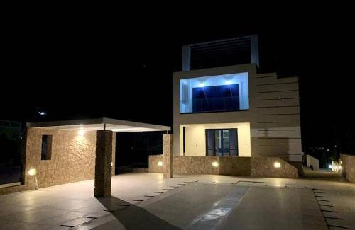 Souvala Villa | 200 m² Villa ∙ 4 bedrooms ∙ 8 guests