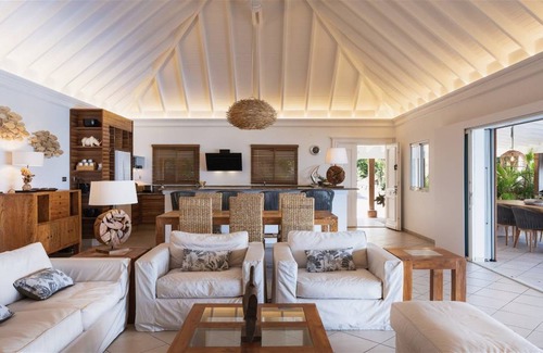Petit Cul-de-Sac Villa | 200 m² Villa ∙ 2 bedrooms ∙ 4 guests