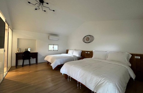 Chenggong House | 2000 m² House ∙ 2 bedrooms ∙ 8 guests