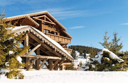 Les Saisies Apartment | 200m from ski slopes, fitness, swimming pool, balcony, tv, ski locker, 50m², Les Saisies