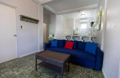 San Mateo Apartment | 201-Vintage Modern Haven in the City, Near the Beach with Free Parking