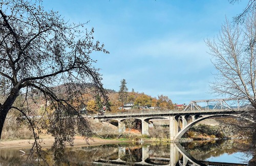 Gold Hill House | 2021 RV with everything you need for a cozy stay! River Access at the RV park.