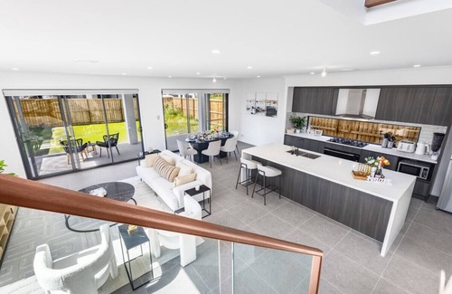 Sunnybank Hills House | 2024 Brand-new 5BR Comfort House in SunnybankHills