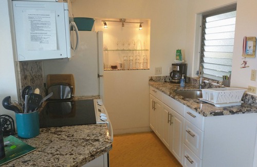 Makaha Condo | 2026 Special Pricing! BEST DIRECT OCEAN FRONT. Corner w/double sized balcony