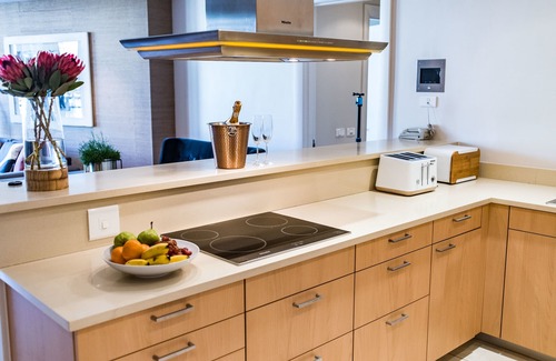 Victoria and Alfred Waterfront Apartment | 205 Pembroke