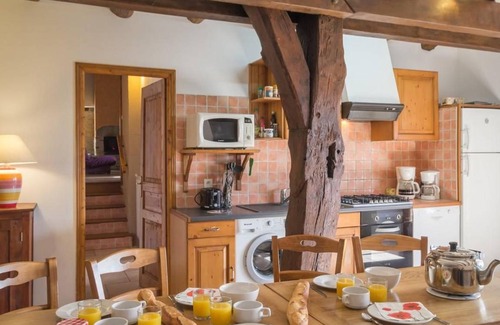 Mont-Saint-Jean Cottage | 206 m² Cabin ∙ 5 bedrooms ∙ 15 guests