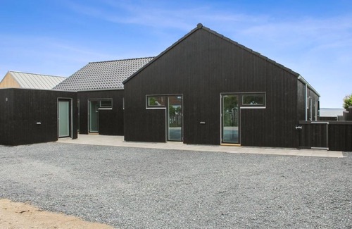 Vibæk Strand House | 209 m² House ∙ 1 bedroom ∙ 14 guests