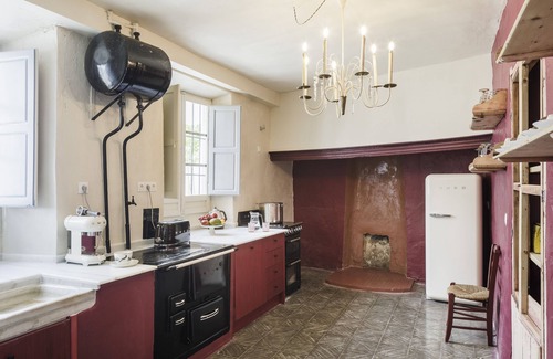 Zujaira Cottage | 20KM FROM GRANADA Boutique Hotel cataloged with more than 150 years. Reformed