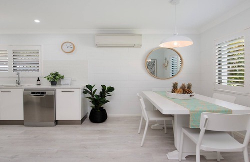 Currimundi House | 21 Gothic Parade Currimundi QLD