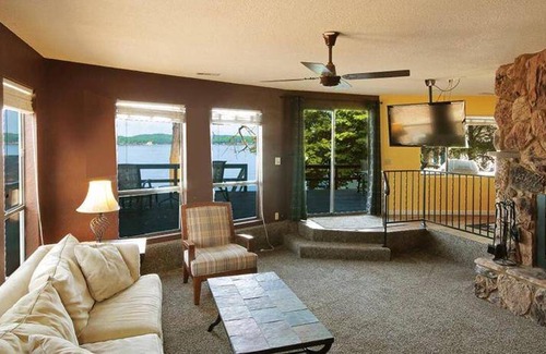 Lake of the Ozarks House | 214 m² House ∙ 3 bedrooms ∙ 10 guests