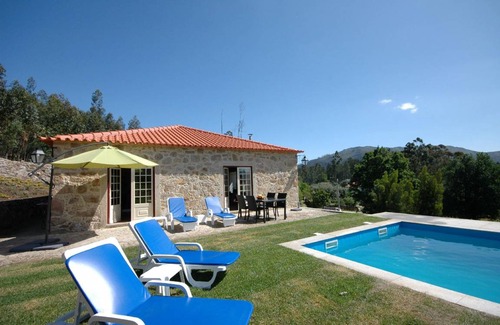 Cossourado House | 216 m² House ∙ 4 bedrooms ∙ 8 guests