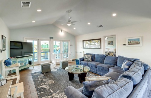 City-by-the Sea House | 218 m² House ∙ 4 bedrooms ∙ 10 guests