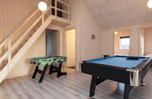Bratten Strand House | 22 person holiday home in Jerup