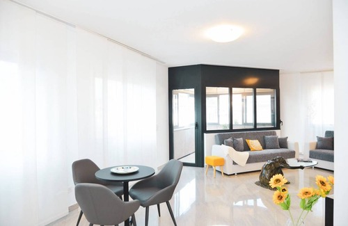 Lugano Apartment | 220 m² Apartment ∙ 3 bedrooms ∙ 5 guests