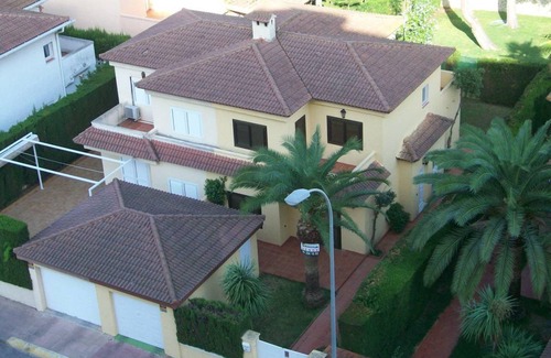 Grau i Platja Ski Chalet | 220 m² Chalet ∙ 5 bedrooms ∙ 10 guests