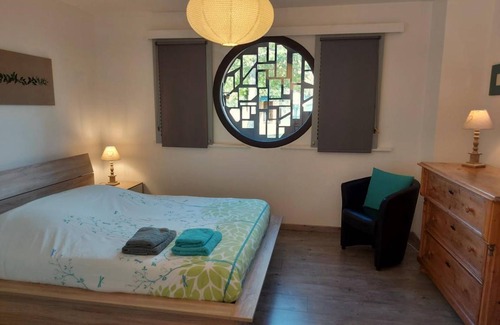 Geraudot House | 220 m² Gîte ∙ 4 bedrooms ∙ 8 guests