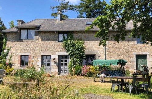 Montbray House | 224 Rue St Martin