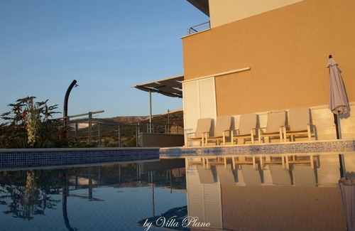 Plano House | 225 m² House ∙ 4 bedrooms ∙ 8 guests