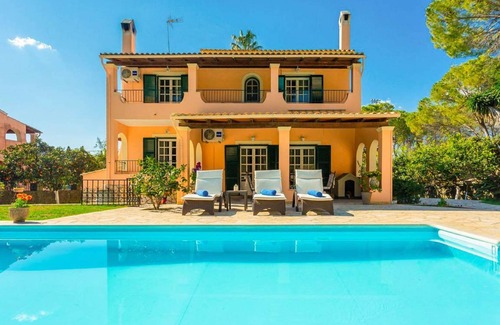 Kontokali Villa | 225 m² Villa ∙ 4 bedrooms ∙ 7 guests