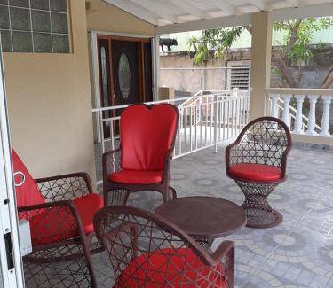 St. Peters House | 229 m² House ∙ 3 bedrooms ∙ 6 guests