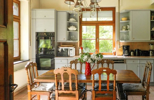Marche-en-Famenne House | 230 m² House ∙ 1 bedroom ∙ 12 guests