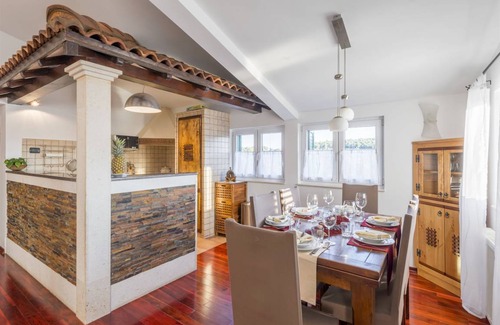 Okrug Donji House | 230 m² House ∙ 4 bedrooms ∙ 10 guests