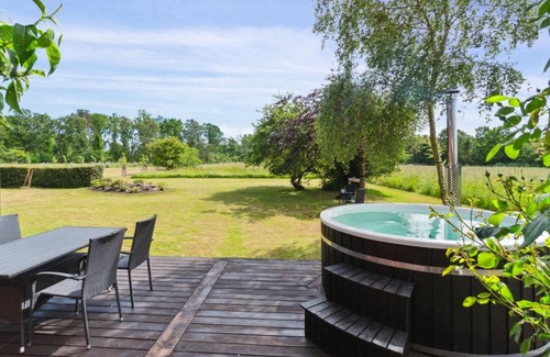 Pedersker House | 234 m² House ∙ 1 bedroom ∙ 12 guests