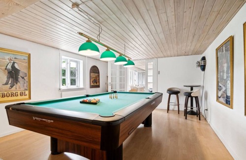 Pedersker House | 234 m² House ∙ 1 bedroom ∙ 12 guests