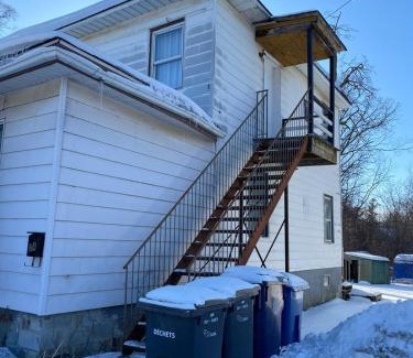 Laval Apartment | 24 de venise