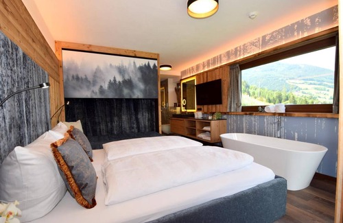 Emberg House | 240 m² House ∙ 6 bedrooms ∙ 15 guests