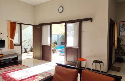 Malang Villa | 240 m² Villa ∙ 3 bedrooms ∙ 12 guests