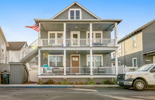 Ocean City House | 242 m² Maisonette ∙ 6 bedrooms ∙ 14 guests