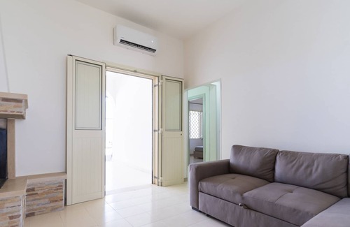 Torre Rinalda Apartment | 2438 Villino Sunny by BarbarHouse