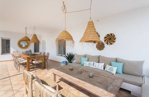 Altea Villa | 245 m² Villa ∙ 5 bedrooms ∙ 10 guests