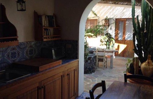 Stromboli Bed & Breakfast | 25 m² Bed and breakfast ∙ 4 guests