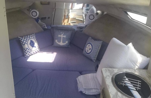 Santa Lucia Boat Rental | 25 m² Houseboat ∙ 1 bedroom ∙ 4 guests