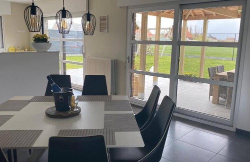 Langemark-Poelkapelle House | 250 m² House ∙ 4 bedrooms ∙ 8 guests