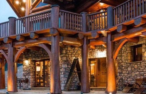 Karpenisi Ski Chalet | 250 m² Chalet ∙ 5 bedrooms ∙ 16 guests