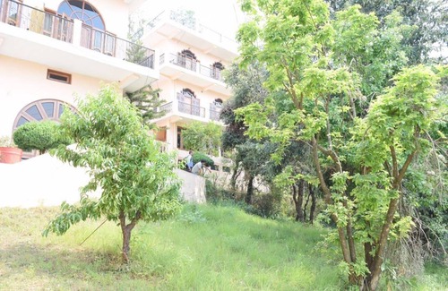 Kausani Hotel | 250 m² Hotel ∙ 4 guests