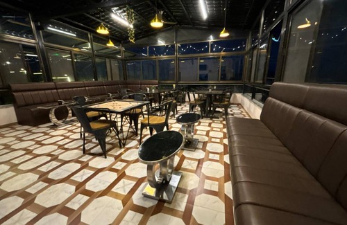 Nandanwan Hotel | 250 m² Hotel ∙ 9 guests