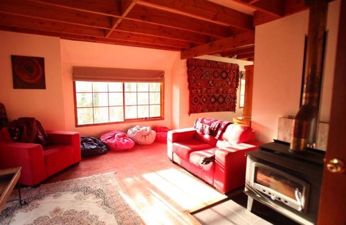 Deep Bay House | 250 m² House ∙ 20 guests