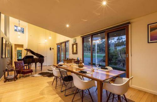 Daylesford House | 250 m² House ∙ 4 bedrooms ∙ 10 guests