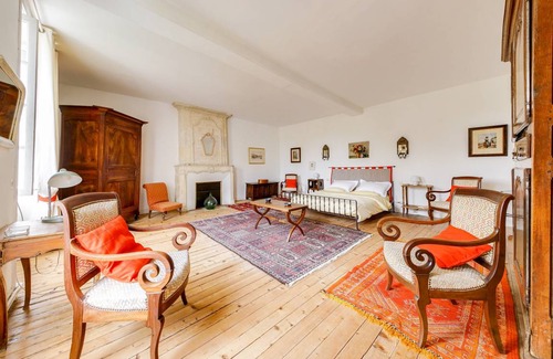 Julienne House | 250 m² House ∙ 4 bedrooms ∙ 7 guests