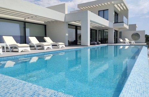 Chalikounas House | 250 m² House ∙ 4 bedrooms ∙ 8 guests